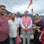 भेड़ू का तमाशा मेले में पहुंचे विजयपाल सजवाण, भगवान समेश्वर महाराज के किए दर्शन